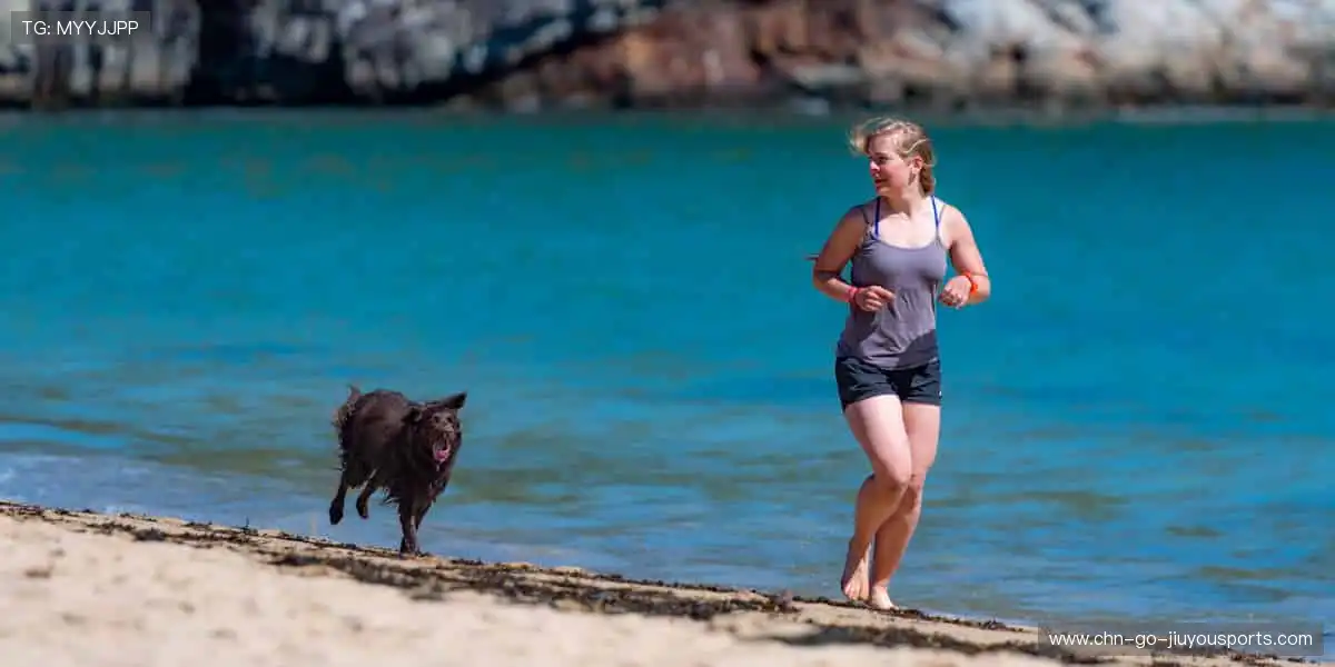 🎥多屏互动，实时弹幕，让观赛更有温度！